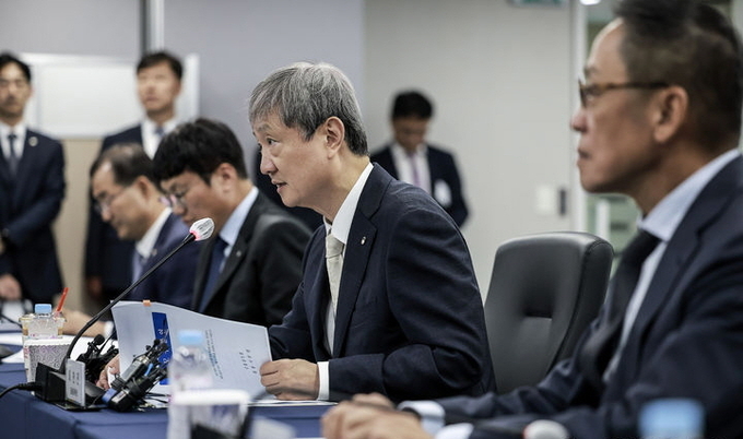 이찬진 금융감독원장이 16일 서울 중구 여신금융협회에서 열린 금융감독원장-여신전문금융업권 CEO 간담회에서 인사말을 하고 있다. ⓒ 파이낸셜데일리 / 뉴시스