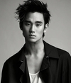 김수현, 키이스트와 재계약