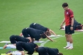 [축구] 축구국가대표팀 코치와 트레이너, 유럽파 선수들 컨디션 점검 위해 출국
