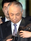 검찰, 횡령.배임 혐의 강덕수 전 STX 그룹 회장 구속기소