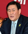박근혜정부 두번째 경제수장으로 내정된 최경환은 누구?