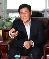 최경환, DTI·LTV 규제 완화 입장 공식화