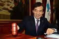 한은, 기준금리 연 2.00% 동결…경제상황 주시