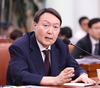 윤석열 검찰총장, 임기 시작…'검찰개혁 청사진' 취임사 주목