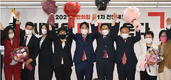 당권 잡은 이준석, '당 장악력' 시험대…尹 입당, 野 통합 등 과제 산적