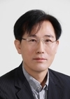 불안한 정치 상황속 대한민국의 현위치와 지속 발전을 바라며