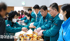 청송군의회, 단양군의회(의장 이상훈) 청송군을 방문해 성금 전달과 봉사 활동