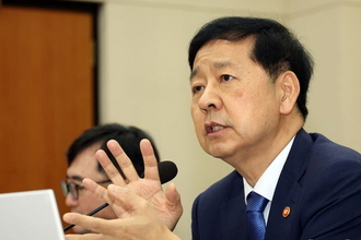 구윤철 "韓, 특정 품목 제외하면 한미 FTA 효과 계속 누려"