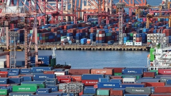 정부 "경기 회복 흐름 지속…중동 지정학적 불확실성은 우려"(종합)