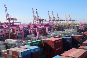 반도체 2배 '껑충' 새해 수출 순항…1월 658.5억弗 역대 최대치 경신