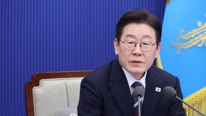 이 대통령 "반시장적 담합 행위 발본색원…망국적 부동산공화국 극복"(종합)